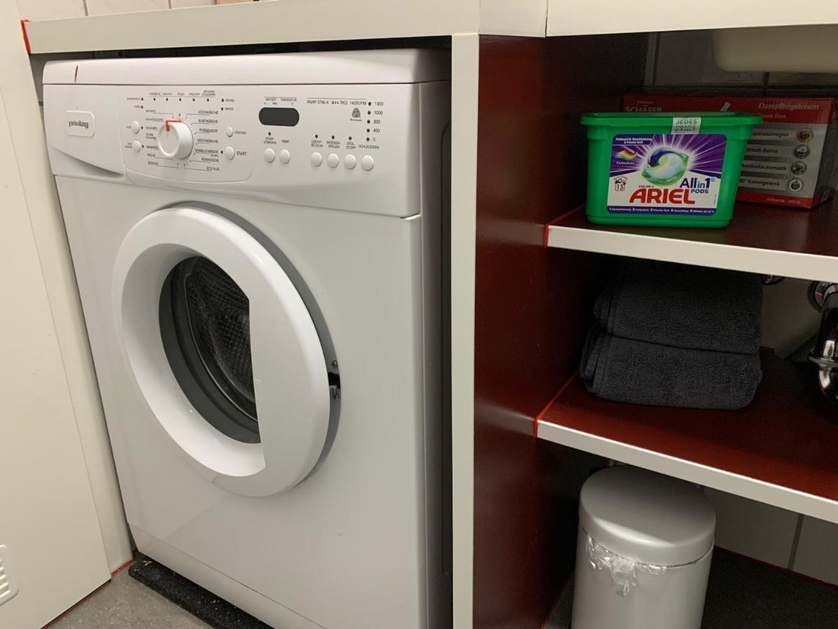 Best-Preis -Gold Suite- Mit Netflix, Self-Check-In, Ebike Ladestation, Fahrradraum, Wlan, Netflix Und Massagesessel - Direkt Am Elberadweg Im Herzen Von Wittenberge Luaran gambar